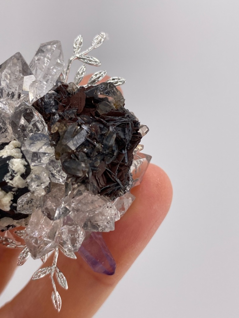 Dark Calcite & Herkimer Diamond Crystal Cluster ring with Amethyst Accent - Picture 5 of 8